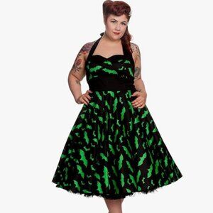 Sourpuss - Halloween - Black and Green Bats - Retro Dress - Plus Size
